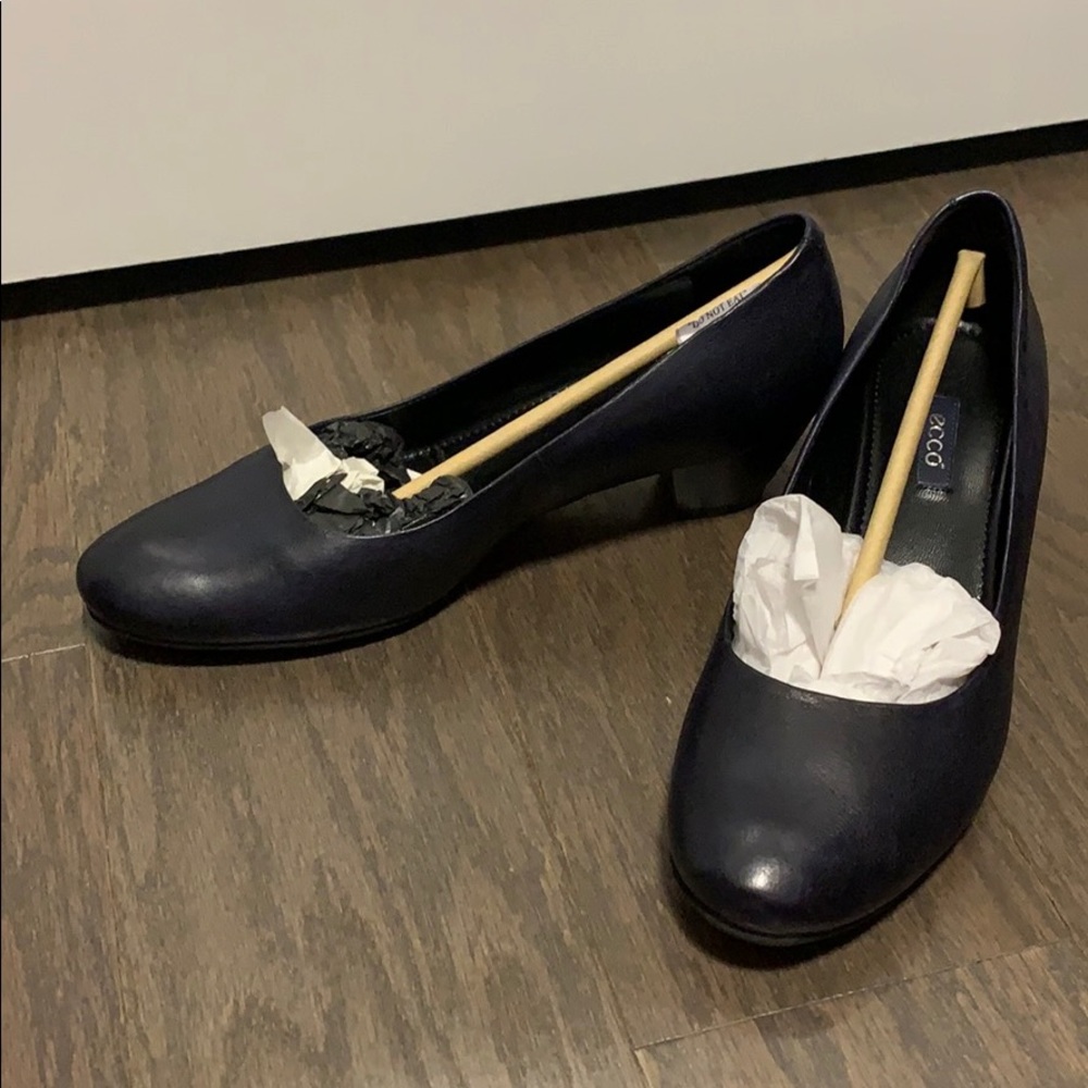 Ecco Shoes, Size 9
